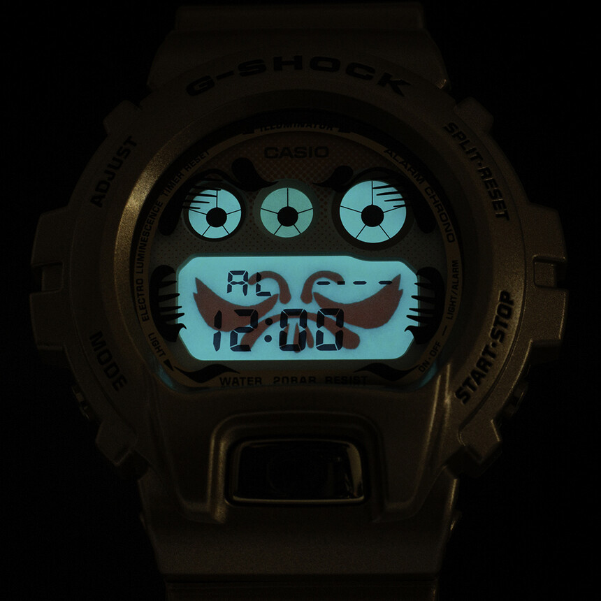 Elektroluminiscence umožňuje obrázky v pozadí. Např. u G-Shock DW-6900GDA-9ER.