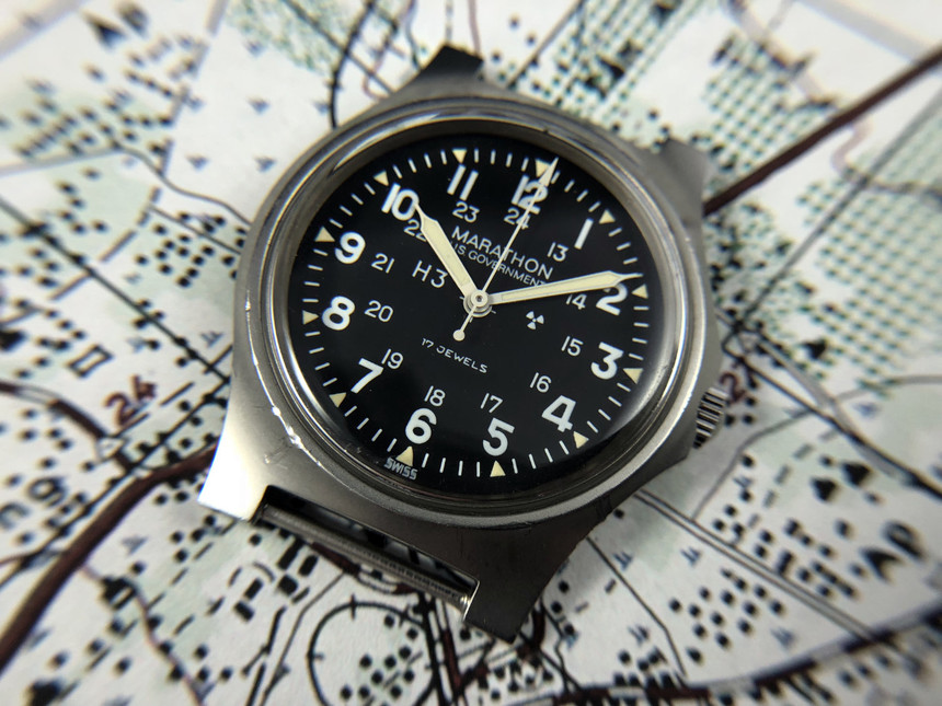 Vojenské hodinky značky Marathon s označením H3 pro tritiovou luminiscenční vrstvu; zdroj: www.60clicks.cz