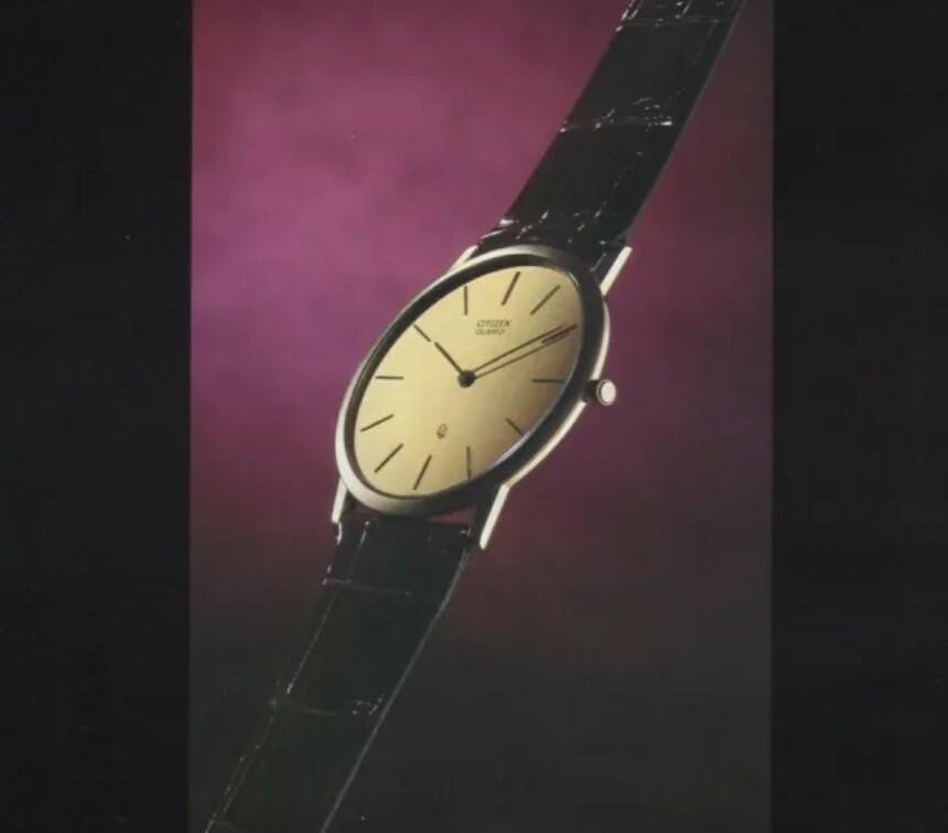 ...Zdroj: https://monochrome-watches.com/
