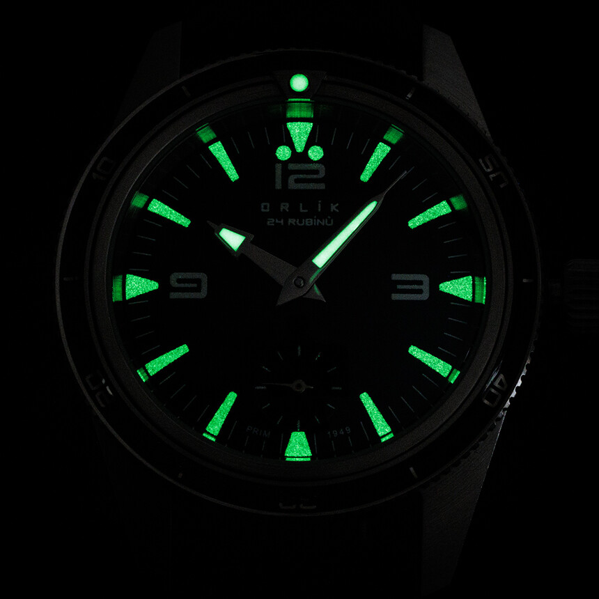 Současné hodinky mají zdravotně nezávadnou a kvalitní fotoluminiscenci.