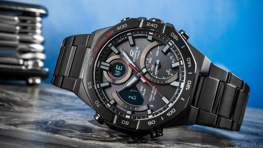 ECB-950 v čiernom prevedení.