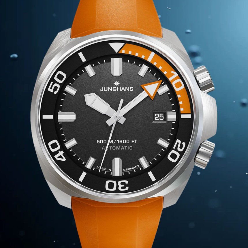 Ani pri náhradnom remienku nenechali dizajnéri z Junghansu bokom svoju kreativitu – pozrite, ako skosenie pekne ladí s tvarmi puzdra.