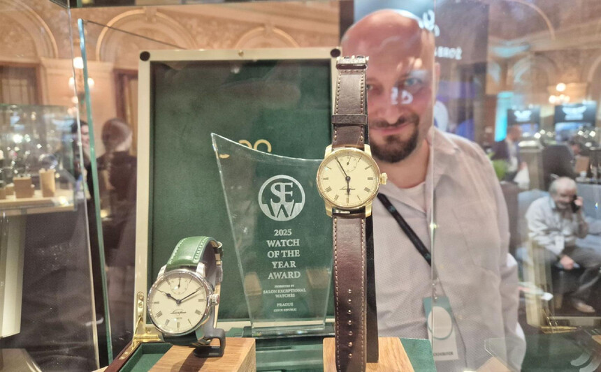 V pozadí spoluzakladateľ Martin Brož.