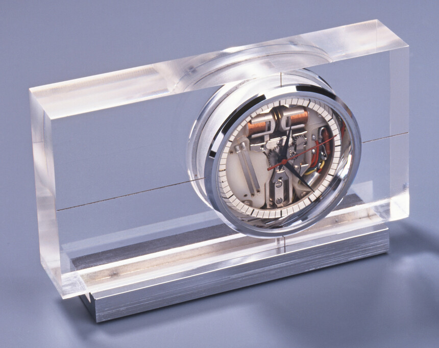 Prototyp stolových ladičkových hodín PRIM z roku 1966. Zdroj: www.antik-hovorka.cz