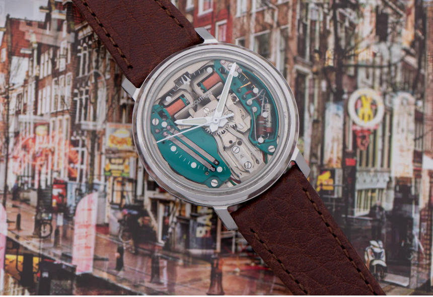 Hodinky Bulova Accutron z roku 1966. Zdroj: www.unwindintime.com