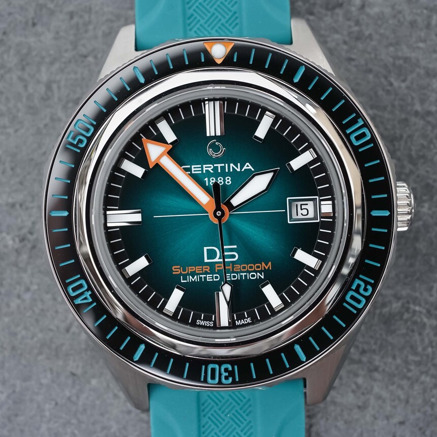 Zdroj: https://monochrome-watches.com
