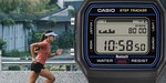 Retro Casio F-B100 s krokomerom – Taký model F91, ktorý môžete prepojiť s mobilom