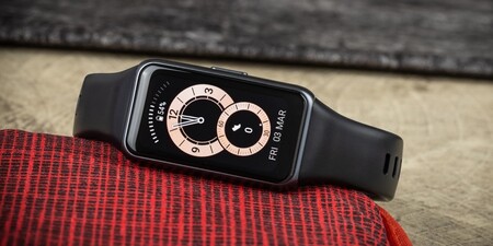 SÚŤAŽ: Rozdávame 3x Huawei Band 6