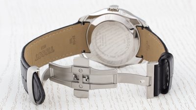 Tissot Couturier Quartz T035.410.16.051.00