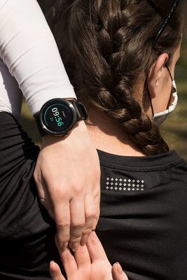 Garmin VívoActive 3 Optic Grey PVD, Black band