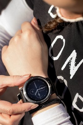 Garmin VívoActive 3 Optic Grey PVD, Black band