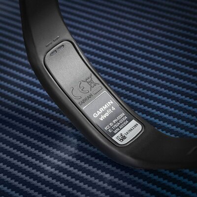 Garmin Vívofit 4 Black (veľkosť S/M)