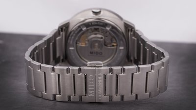 Mido Commander Big Date M021.626.11.061.00