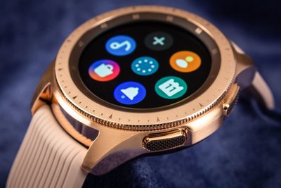 Samsung Galaxy Watch R810 (42 mm) Rose Gold SM-R810NZDAXEZ