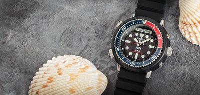 Seiko Prospex Sea Solar Diver's PADI SNJ027P1 "Arnie Pepsi"