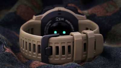 Garmin Instinct Tactical Coyote Tan Optic