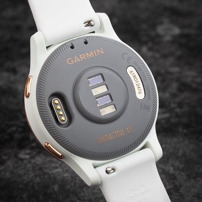 Garmin Vívoactive 4S RoseGold/White Band
