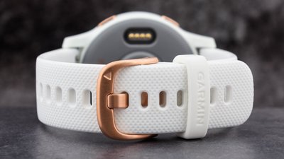 Garmin Vívoactive 4S RoseGold/White Band