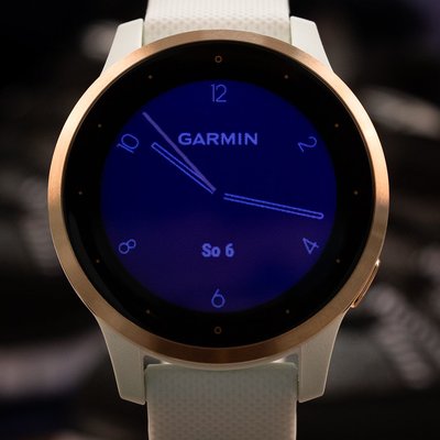 Garmin Vívoactive 4S RoseGold/White Band