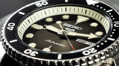 Seiko 5 Sports Automatic SRPD73K2 Suits Style 2019