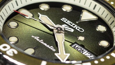Seiko 5 Sports Automatic SRPD75K1 Suits Style 2019