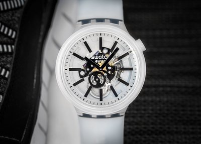 Swatch Big Bold Blackinjelly SO27E101