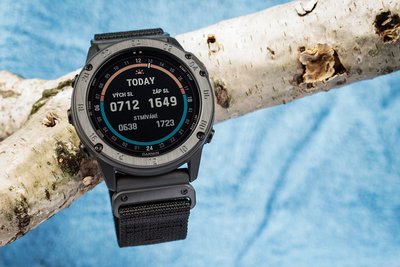 Garmin Tactix Delta PRO Solar Sapphire (+ náhradné remienok)