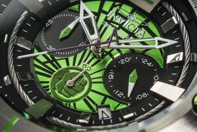 Invicta Marvel Men Quartz Chronograph 25985 Hulk Limited Edition 3000pcs