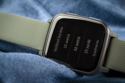 Garmin Venu Sq Music, Slate / Green Band