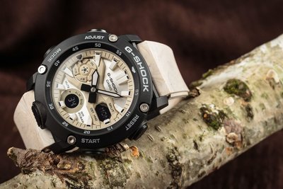 Casio G-Shock Original GA-2000WM-1AER Carbon Core Guard Utility Wavy Marble Series