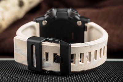 Casio G-Shock Original GA-2000WM-1AER Carbon Core Guard Utility Wavy Marble Series