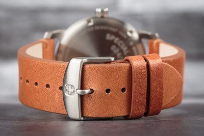 Wenger Attitude Quartz 01.1541.114.CB Limited Edition 300pcs