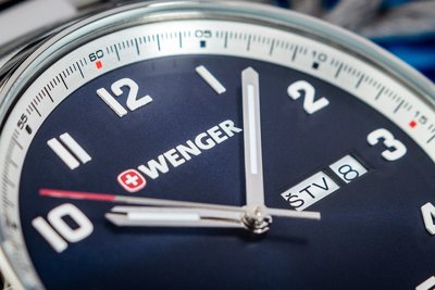 Wenger Attitude Quartz 01.1541.121.CB Limited Edition 300pcs