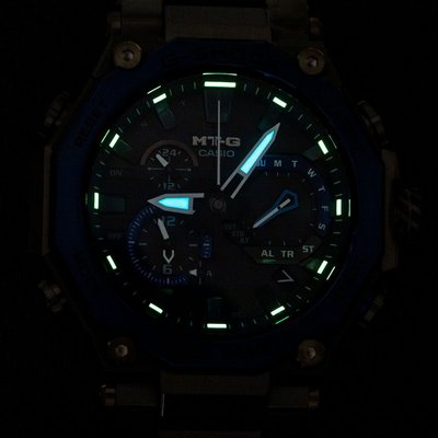 Casio G-Shock MT-G Dual Core Guard Carbon Monocoque MTG-B2000B-1A2ER