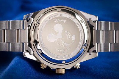 Invicta Disney Mickey Mouse Quartz Chronograph 27390 Limited Edition 999pcs