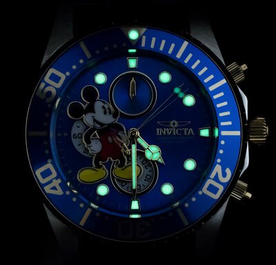 Invicta Disney Mickey Mouse Quartz Chronograph 27390 Limited Edition 999pcs