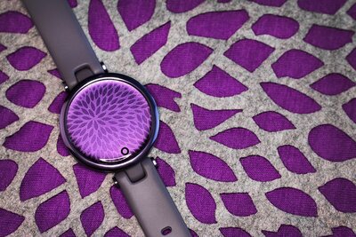 Garmin Lily Sport Midnight Orchid / Orchid, Silicone Band