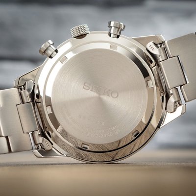 Seiko Chronograph Titanium Quartz SSB389P1