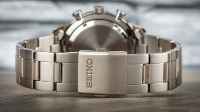 Seiko Chronograph Titanium Quartz SSB389P1