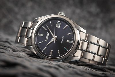 Seiko Quartz Titanium SUR373P1