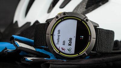 Garmin Enduro Solar, Carbon Gray DLC Titanium/Black UltraFit Nylon Strap