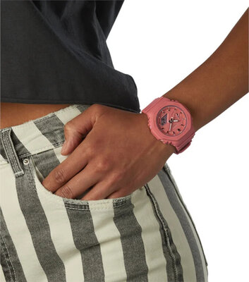 Casio G-Shock Original GMA-S2100-4A2ER Carbon Core Guard