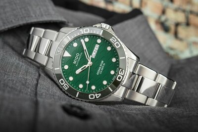 Mido Ocean Star 200C Automatic M042.430.11.091.00
