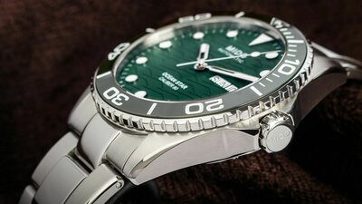 Mido Ocean Star 200C Automatic M042.430.11.091.00