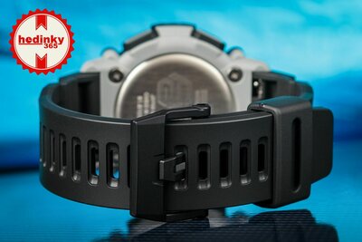 Casio G-Shock Original GA-2200M-1AER Carbon Core Guard