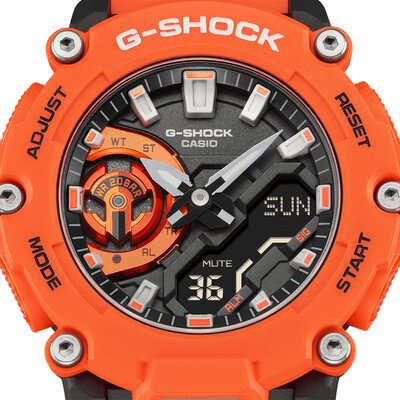 Casio G-Shock Original GA-2200M-4AER Carbon Core Guard