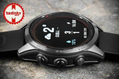 Garmin Fenix 7S Sapphire Solar Grey DLC Titanium / Black Band