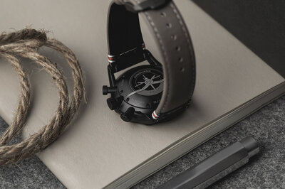 Junghans Meister Pilot 27/3398.00