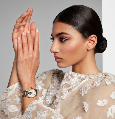 Frederique Constant Highlife Ladies Heart Beat Automatic FC-310VD2NH2B (+ náhradný remienok)