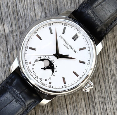 Frederique Constant Manufacture Automatic Moonphase FC-715S4H6